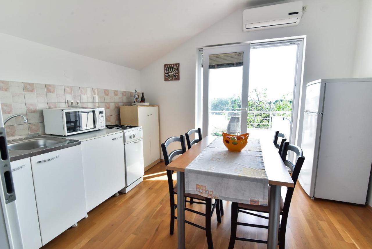 Appartement Nena à Sukošan Extérieur photo